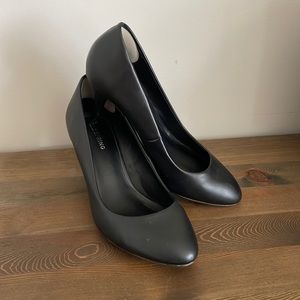 Classic black high heels size 8